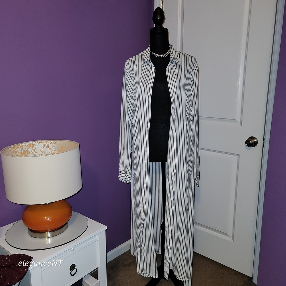 Forever 21 Black and White Belted Striped Cardigan SZ: 1X - Picture 2 of 9